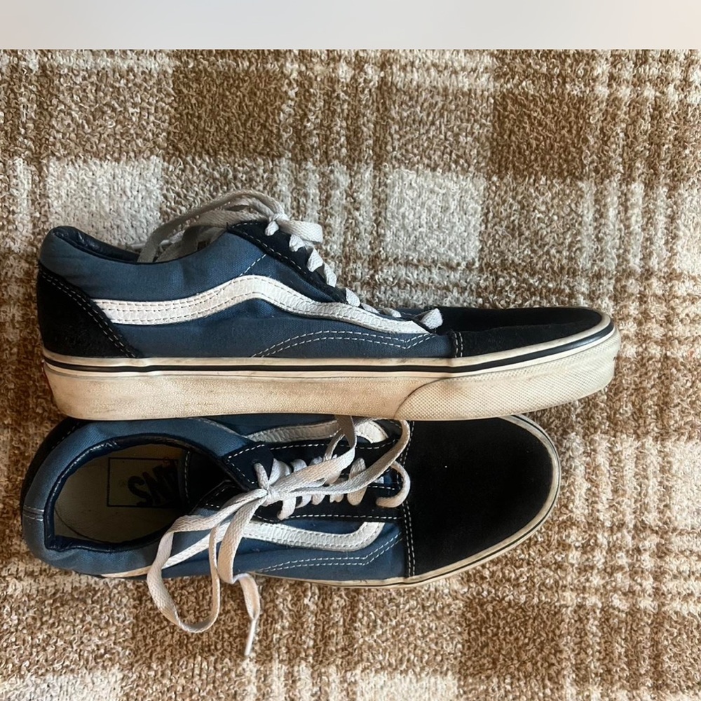 Vans Black and White Old Skool Sneakers Classic Design